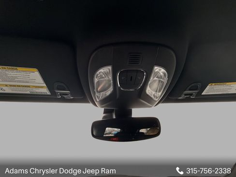 Used 2025 Jeep Compass Limited image 16