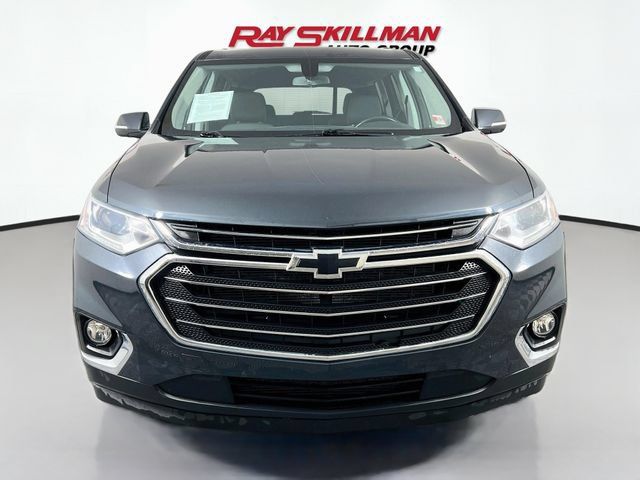 Used 2020 Chevrolet Traverse LT FWD image 2