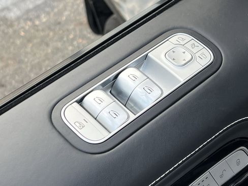 Used 2021 Mercedes-Benz G 63 AMG 4MATIC image 13