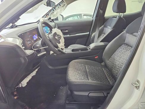 Used 2026 Nissan Kicks SV AWD/4WD image 7