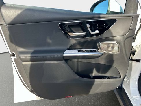 New 2026 Mercedes-Benz GLC 300 image 16