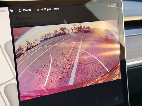 Used 2023 Tesla Model 3 Standard Range image 23