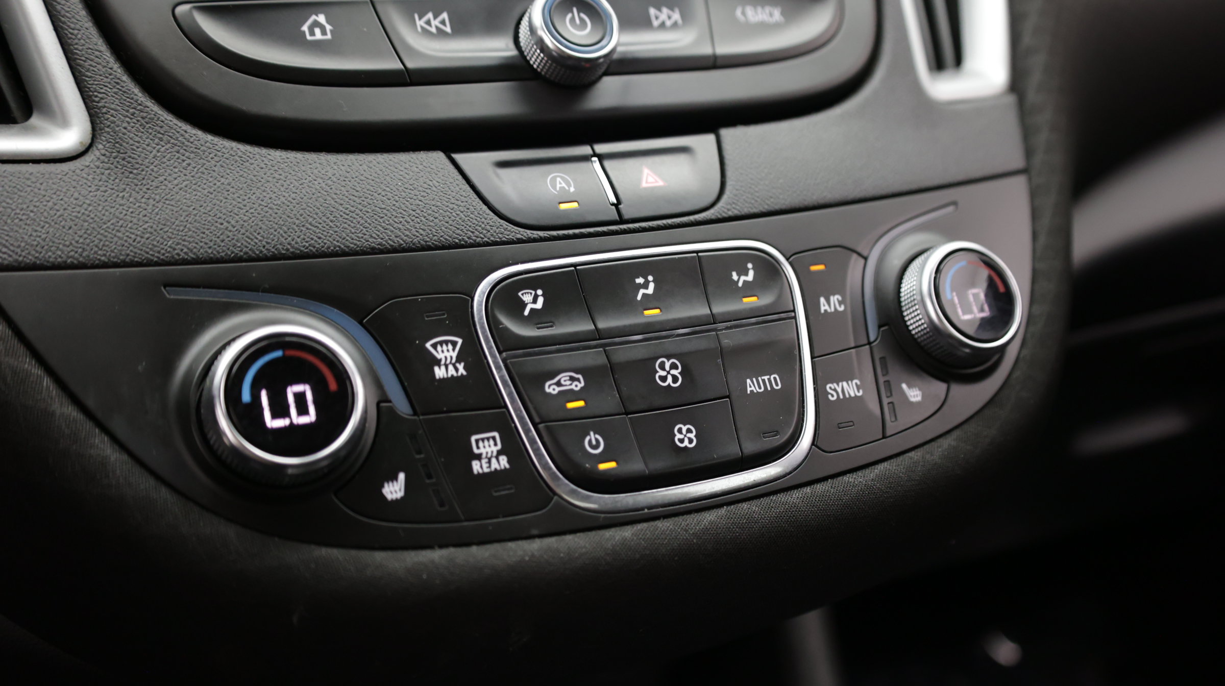 Used 2022 Chevrolet Malibu LT FWD image 19