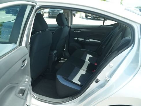 Used 2025 Nissan Versa SV FWD image 15