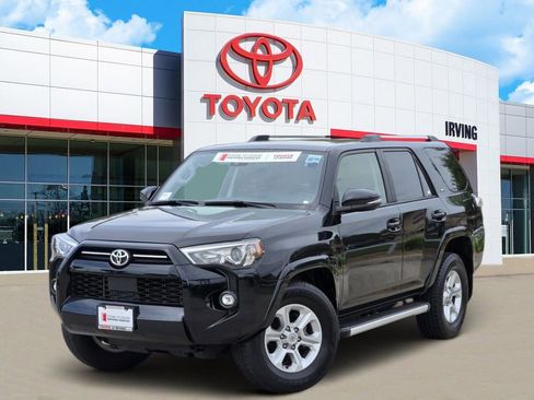 Used 2023 Toyota 4Runner SR5 Premium w/ Moonroof Package RWD image 1