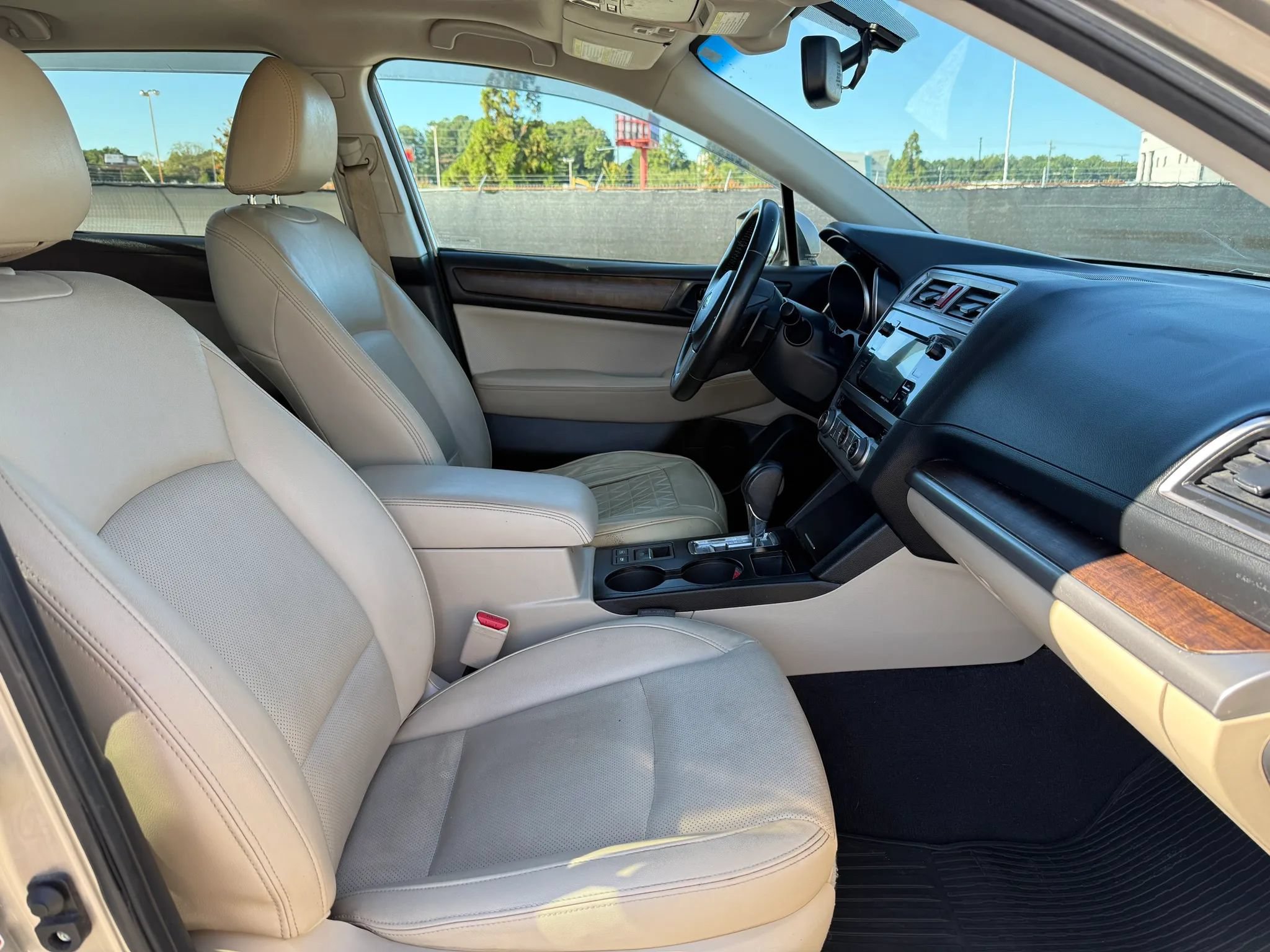 Used 2016 Subaru Outback 2.5i Limited AWD/4WD image 18