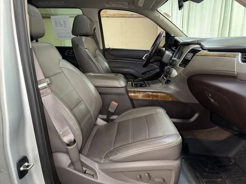 Used 2015 GMC Yukon XL Denali w/ Touring Package AWD/4WD image 21