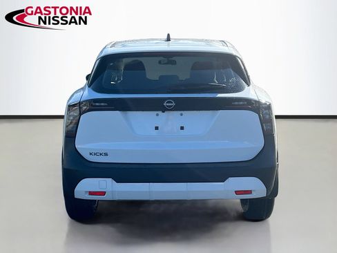 Used 2026 Nissan Kicks S FWD image 7