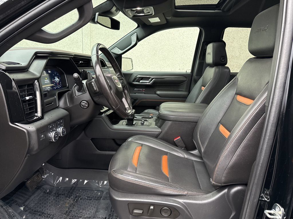 Used 2023 GMC Sierra 1500 AT4 w/ AT4 Preferred Package AWD/4WD image 10