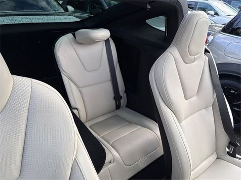 Used 2022 Tesla Model X Plaid image 10