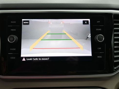 Used 2018 Volkswagen Atlas SEL FWD image 16