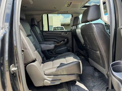 Used 2018 GMC Yukon XL Denali w/ Denali Ultimate Package AWD/4WD image 10