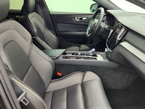 Used 2024 Volvo S60 B5 Plus w/ Climate Package AWD/4WD image 23