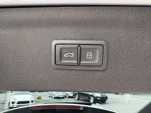 Used 2018 Audi Q3 2.0T Premium Plus image 20