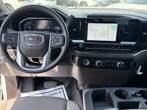 Used 2024 GMC Sierra 1500 SLT AWD/4WD image 7