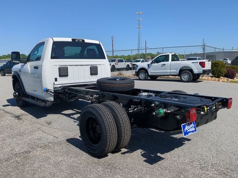 New 2026 RAM 3500 Tradesman image 5
