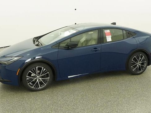 New 2026 Toyota Prius XLE image 2