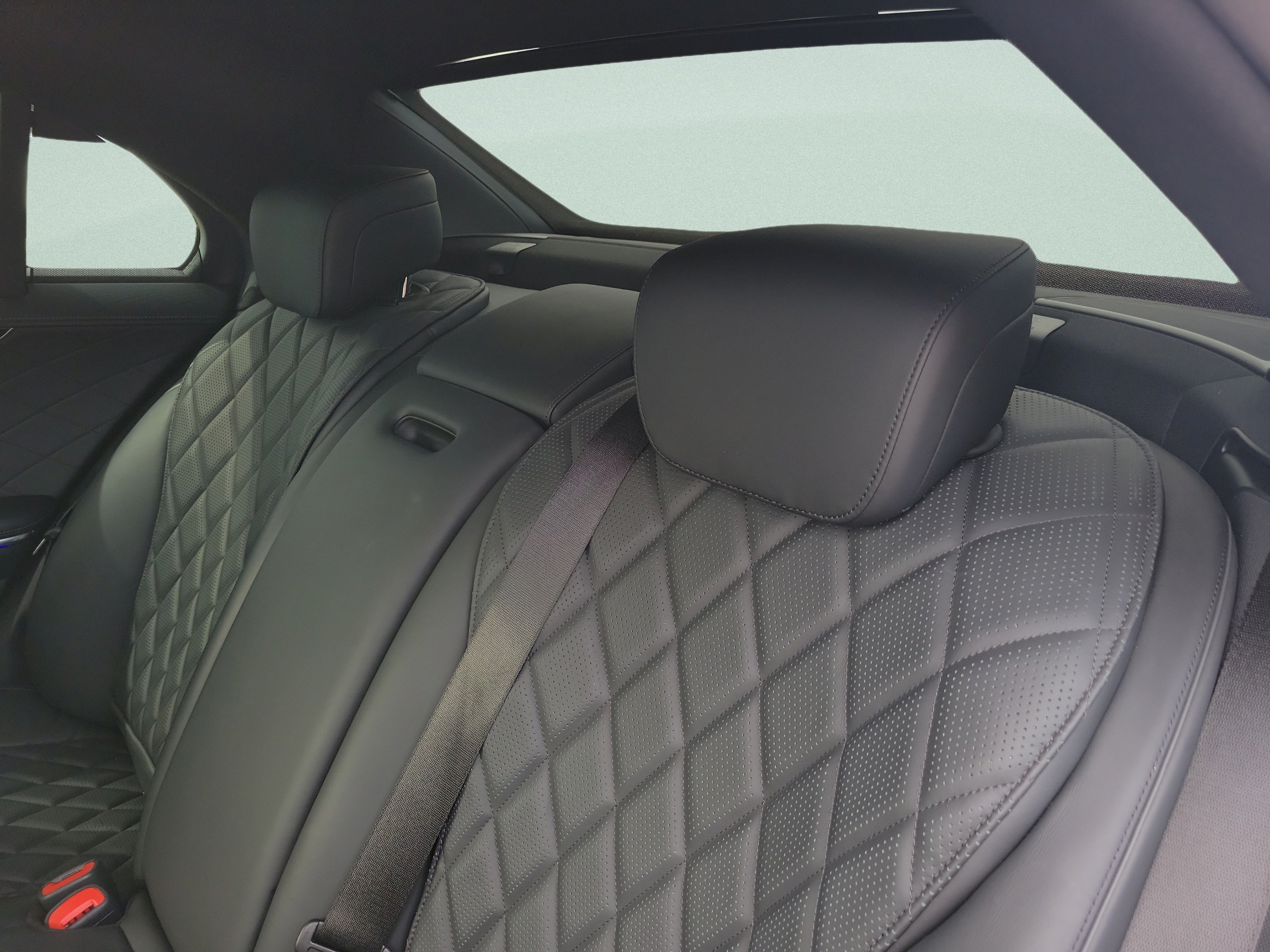 Certified 2024 Mercedes-Benz S 580 4MATIC Sedan image 9