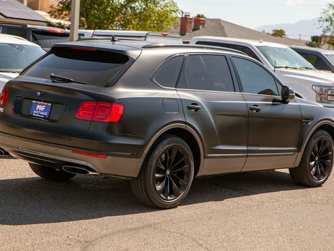 Used 2018 Bentley Bentayga AWD/4WD image 5