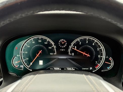 Used 2016 BMW 740i RWD image 10