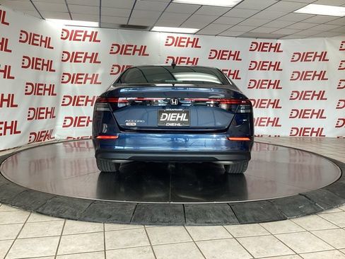 Used 2025 Honda Accord SE image 6
