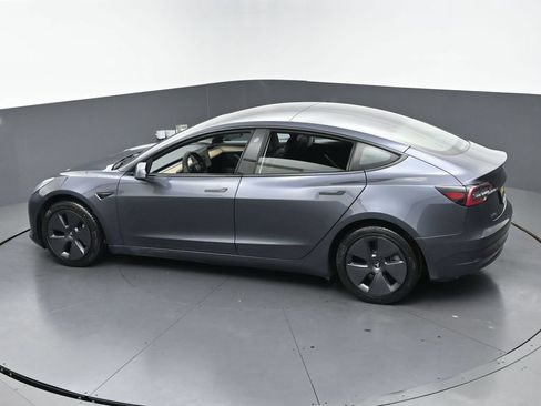 Used 2022 Tesla Model 3 Long Range AWD/4WD image 6