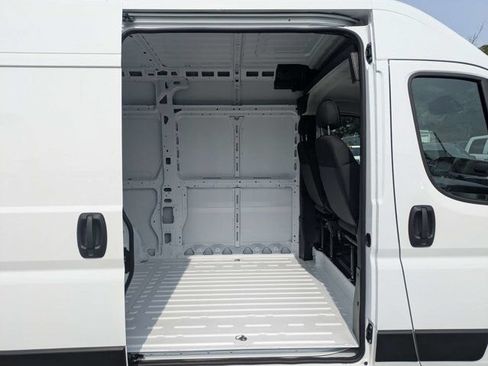 New 2026 RAM ProMaster 1500 FWD image 16