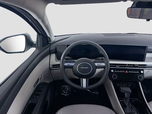 Used 2025 Hyundai Tucson SEL image 17