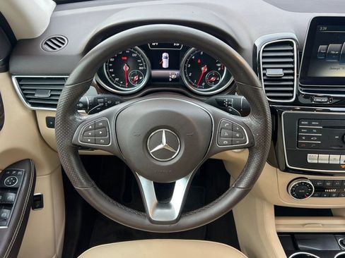 Used 2017 Mercedes-Benz GLE 350 image 18