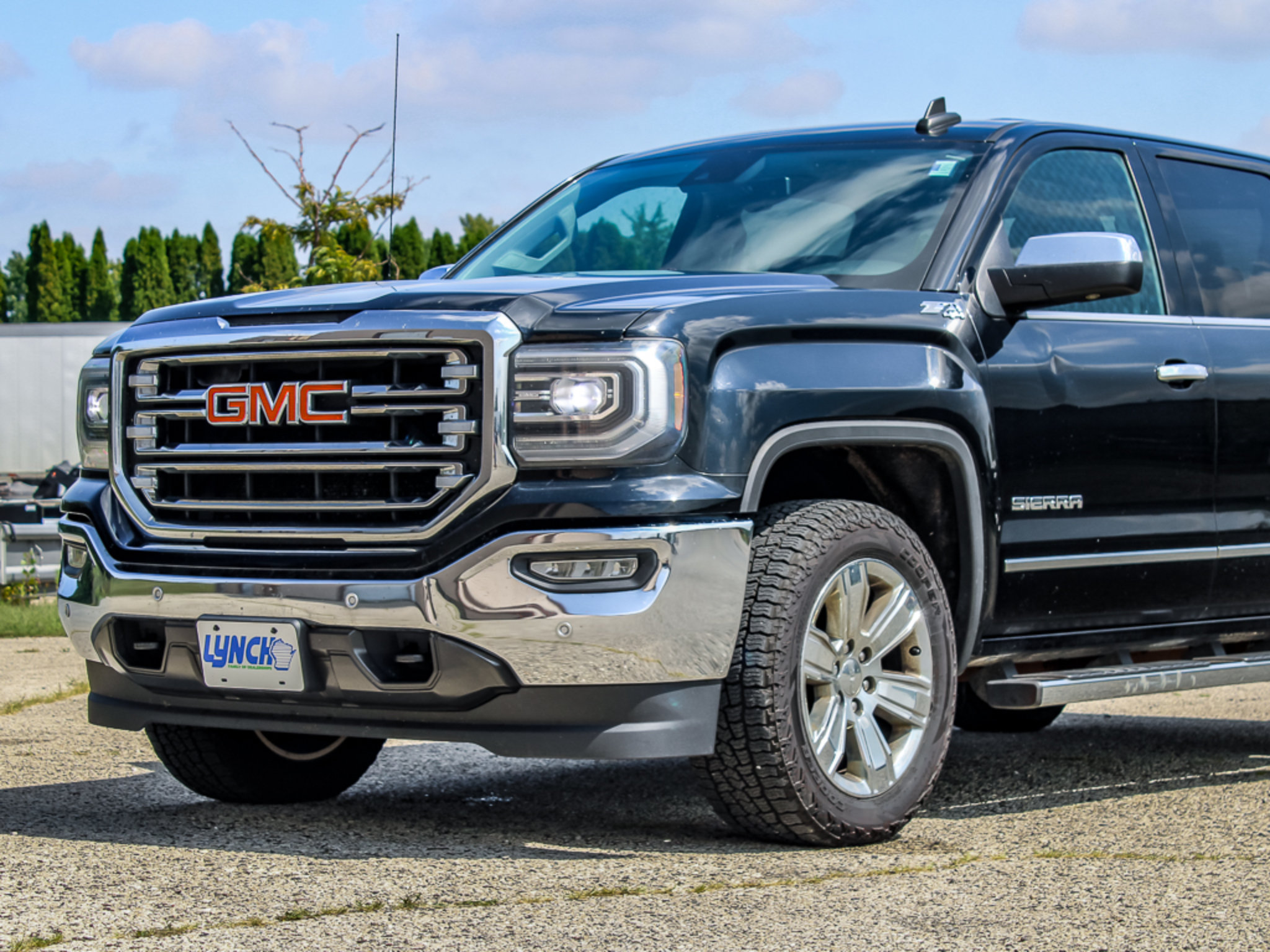 Used 2016 GMC Sierra 1500 SLT w/ SLT Premium Package AWD/4WD image 8