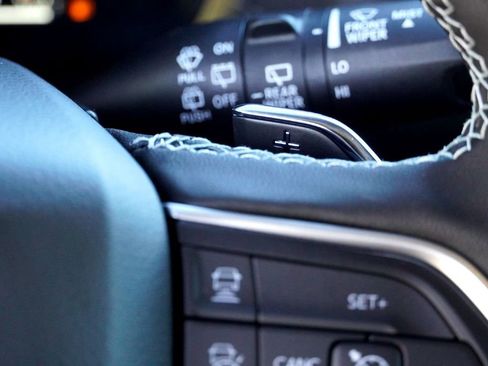 New 2025 Jeep Grand Cherokee L Altitude image 18