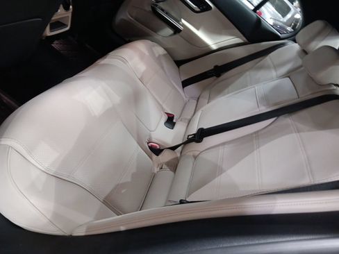 Used 2024 Mercedes-Benz C 300 4MATIC Sedan image 8