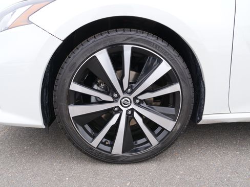 Used 2022 Nissan Altima 2.5 SR image 13