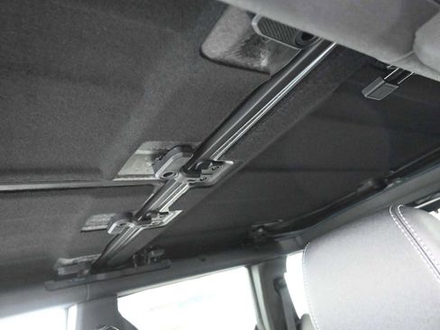 New 2025 Ford Bronco Badlands image 26