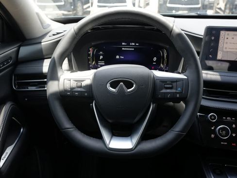 Certified 2026 INFINITI QX60 Luxe w/ Cargo Package FWD image 9
