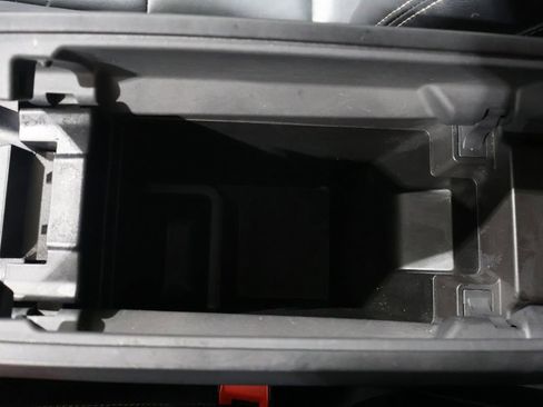 Used 2023 Nissan Rogue SL w/ SL Premium Package image 35