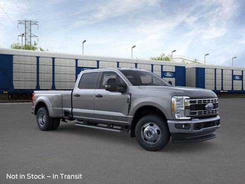 New 2026 Ford F350 XLT image 7