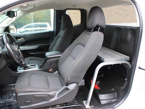 Used 2022 Chevrolet Colorado LT w/ Fleet Safety Package image 11