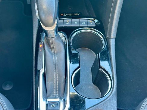 Used 2021 Buick Encore GX Essence w/ Advanced Technology Package image 23