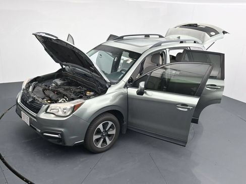 Used 2017 Subaru Forester 2.5i Premium w/ Protection Package #1 AWD/4WD image 26