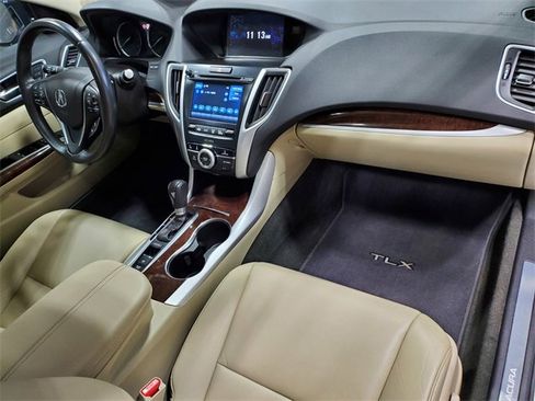 Used 2019 Acura TLX image 14