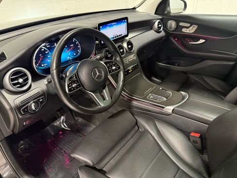 Used 2021 Mercedes-Benz GLC 300 GLC 300 4MATIC Sport Utility 4 image 14