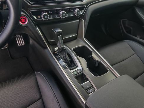 Used 2019 Honda Accord Sport image 20