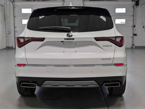 Certified 2025 Acura MDX SH-AWD w/ Technology Package image 8