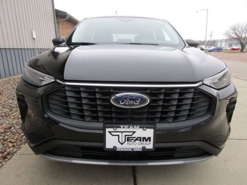 Used 2024 Ford Escape Active image 2