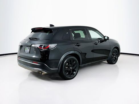 Used 2023 Honda HR-V Sport image 9