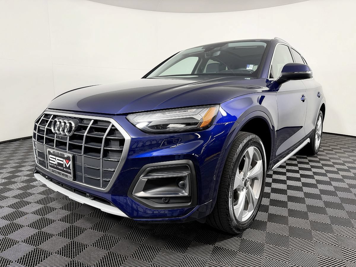 Used 2021 Audi Q5 Prestige w/ Prestige Package AWD/4WD image 3