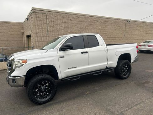 Used 2014 Toyota Tundra SR5 w/ SR5 Upgrade Package AWD/4WD image 9