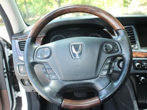 Used 2014 Hyundai Equus Signature image 16