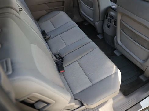 Used 2011 Honda Pilot EX image 12